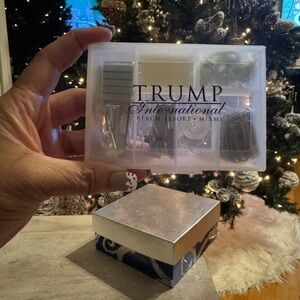 Trump International Beach Resort Miami Desktop Supplies Kit